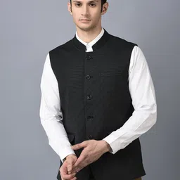 canoe Solid Men Waistcoat image 1
