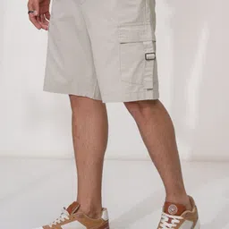highlander Solid Men Grey Cargo Shorts image 4