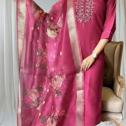 ashraf enterprise Women Cotton Blend Kurta Pant Dupatta Set image 2