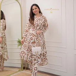 nimopluse Women Viscose Rayon Kurta Palazzo Set image 4