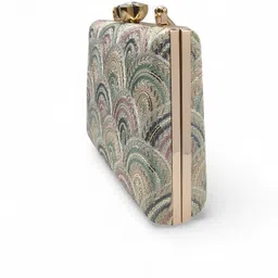 big royal Party Gold Clutch image 3