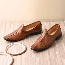 house of pataudi Men Brown Textured Leather Slip-On Loafers with Handcrafted Woven Design Mojaris For Men-picture-11