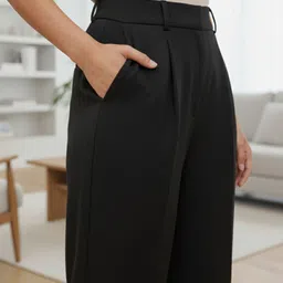 belvik Women Relaxed Black Crepe Trousers image 4