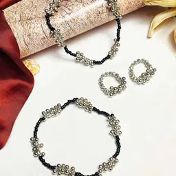 GLOWYX Chic Gungru Anklet with Silver Ball Toe Rings and Black Pearl Beads Rubber Toe Anklet image 4