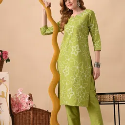 bkapparels Women Pure Cotton Kurta Pant Set image 4