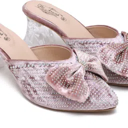 the arwah Women Heels Sandal image 1