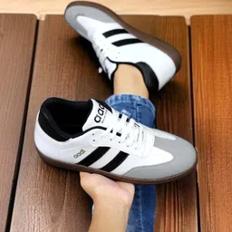 Women's Synthetic Leather Comfort Lightweight Trendy Outdoor Lace Up Casual Sneakers For Women-image-2