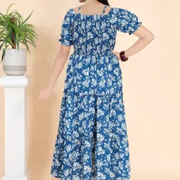 dsgarment Women Gown Light Blue Maxi/Full Length Dress image 2