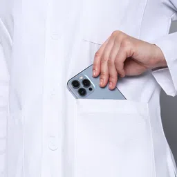 knya Lab Coat image 3