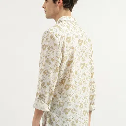 United Colors of Benetton Slim Fit Floral Printed Spread Collar Long Sleeves Casual Shirt image 4