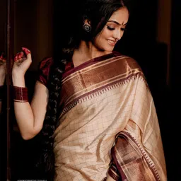 KALINI Checked Zari Banarasi Saree image 5
