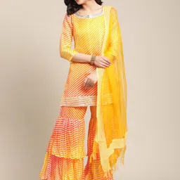 Varanga Women Yellow Printed Gotta Patti Kurti with Sharara & Dupatta-picture-36