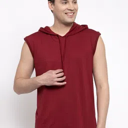 Friskers Men Maroon Pockets T-shirt-picture-32