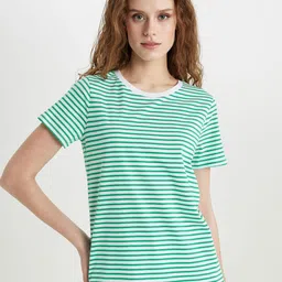 DeFacto Women Striped Pockets T-shirt-picture-39