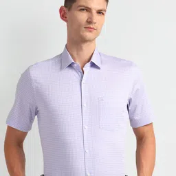 Arrow Checked Spread Collar Short Sleeves Cotton Formal Shirt-picture-21