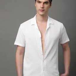 Voroxy Men Relaxed Cuban Collar Textured Solid Polycotton Casual Shirt-picture-24