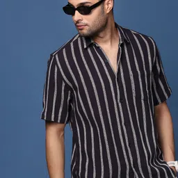 SHOWOFF Men Striped Cotton Standard Slim Fit Casual Shirt-picture-29