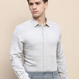 INVICTUS Standard Slim Fit Horizontal Stripes Spread Collar Cotton Formal Shirt-image-5