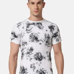 Aesthetic Bodies Men White & Black Printed Tropical Slim Fit T-shirt-picture-36