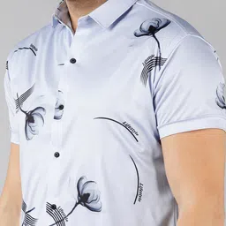 COMBRAIDED Floral Printed Slim Fit Casual Shirt image 2