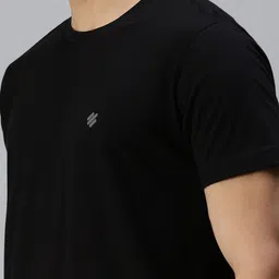 ONN Men Black T-shirt image 3