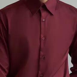 StyleCast Men Opaque Casual Shirt image 2
