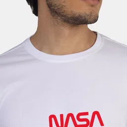 Greylongg Round Neck Short Sleeves Typographic Printed Regular Fit T-shirt image 3