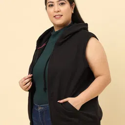 UnaOne Plus Size Hooded Sleeveless Sweatshirt image 2