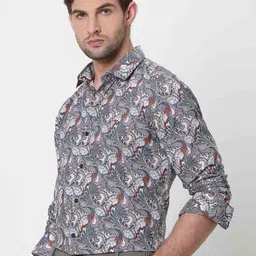 Mufti Men Trim Slim Fit Floral Sheer Printed Casual Cotton Shirt image 3