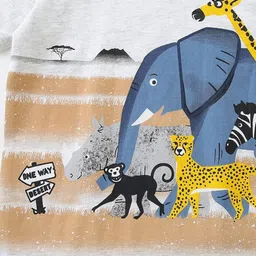 StyleCast Boys Printed V-Neck Applique T-shirt image 2