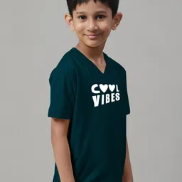 Friskers Boys Typography Printed V-Neck Cotton Bio Wash Regular T-shirt image 3
