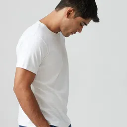 TrulyFeb Men Raw Edge T-shirt image 2