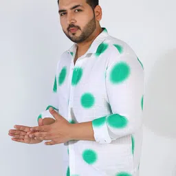 Instafab Plus Men Comfort Opaque Printed Casual Shirt image 3