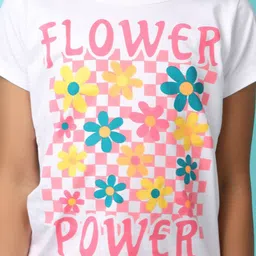 V-Mart Girls Round Neck Floral Printed T-shirt image 4