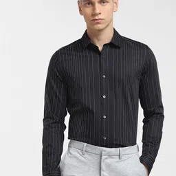 Jack & Jones Men Striped Cotton Formal Shirt image 1