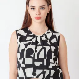 Zink London Printed Round Neck Sleeveless Regular Top-image-8