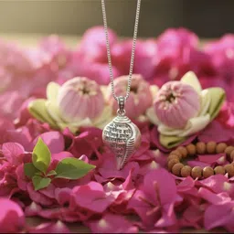 divine rudras Krishnay Vasudevay Mantra pendent Sterling Silver Alloy Pendant Set-picture-41