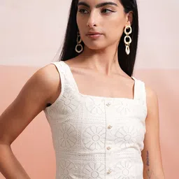 tokyo talkies Casual Sleeveless Solid Women White Top-picture-14