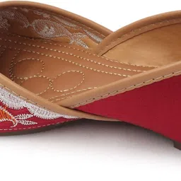 feet runner Ethnic Embroidred Jutis and Mojaris Bellies For Women image 5
