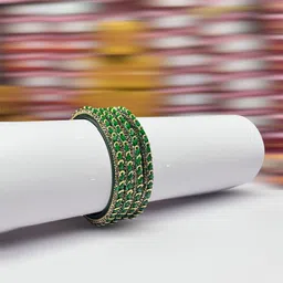 shine of stars Metal, Lac, Alloy Copper, Gold-plated Bangle Set image 4