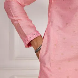 koshin Men Embellished, Embroidered Jacquard Straight Kurta image 5