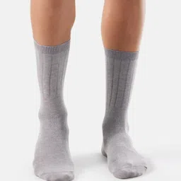 jockey 7105 Blended Modal Stretch Men Solid Mid-Calf/Crew image 2