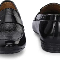 red lions Loafers For Men image 5