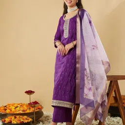 mokosh Women Silk Blend Kurta Pant Dupatta Set image 5