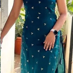 ramdevnoveltyenterprise Women Embroidered Georgette Straight Kurta image 2