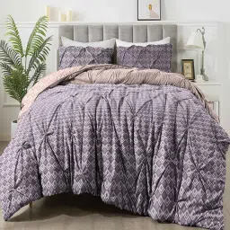 the white moss Hannah Pleat Pinch luxurious Winter King Comforter with 2 Pillow Cover image 1