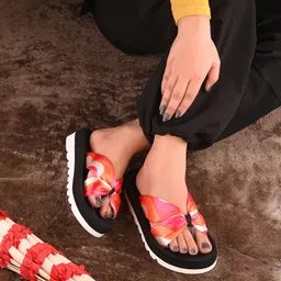 footup Newly Launch | Classic Ultra Soft | Cushion | Comfortable|Premium|Stylish|Trendy Women Flip Flops image 2