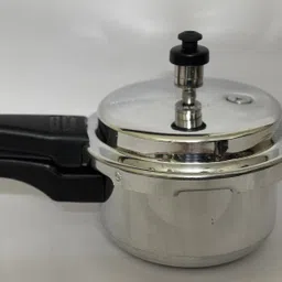 suguna 1.5 L Pressure Cooker-picture-45