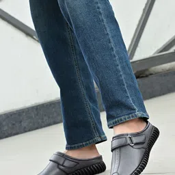 kastava Men Casual Sandal image 2