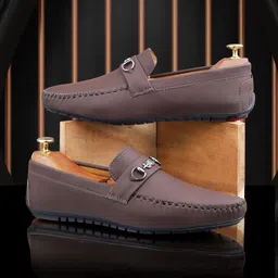 100% Pure Leather Stylish Partywear Premium Quality Standard Casual Loafers For Men-image-63